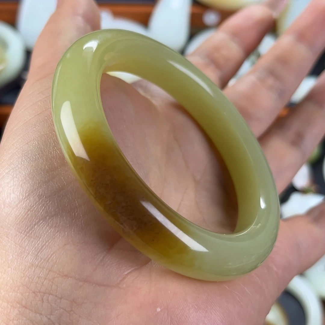 和田玉手镯未镶嵌58.59