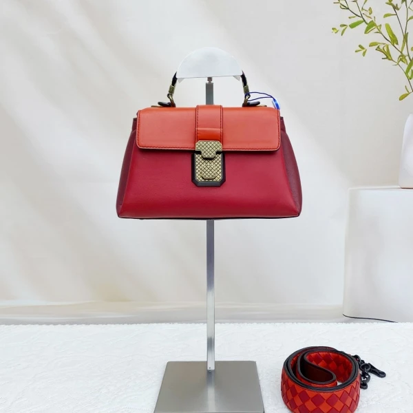 葆蝶家/95新/包包/250222EV0020/C18378498867