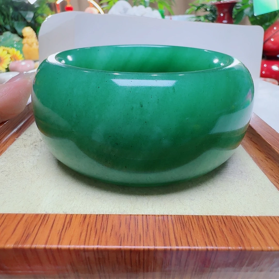 牡***丹石英质玉未镶嵌手镯