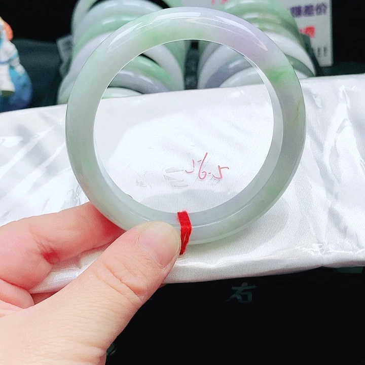 翡翠未镶嵌手镯176