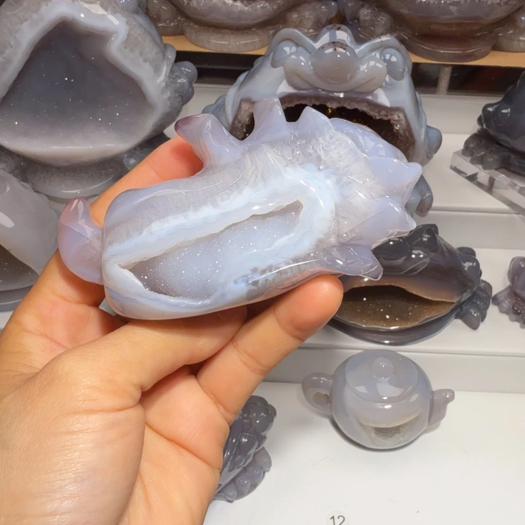 玛瑙/玉髓未镶嵌把件