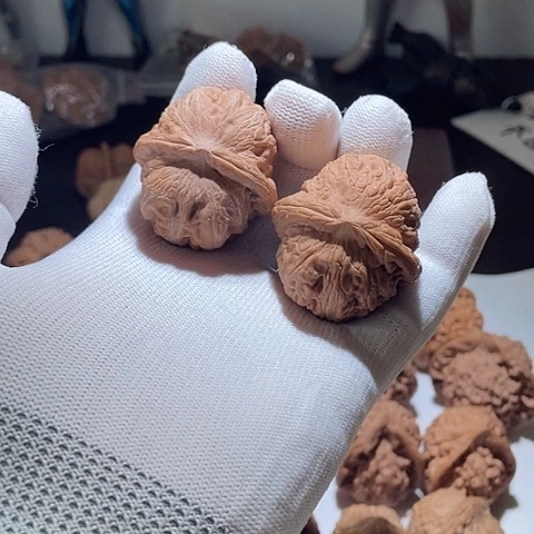 文玩核桃把件元宝