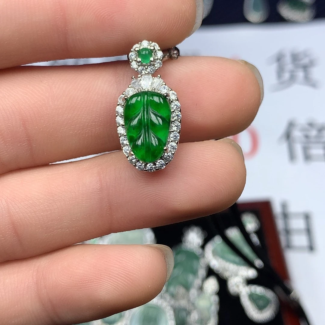 翡翠颈饰未镶嵌123456789