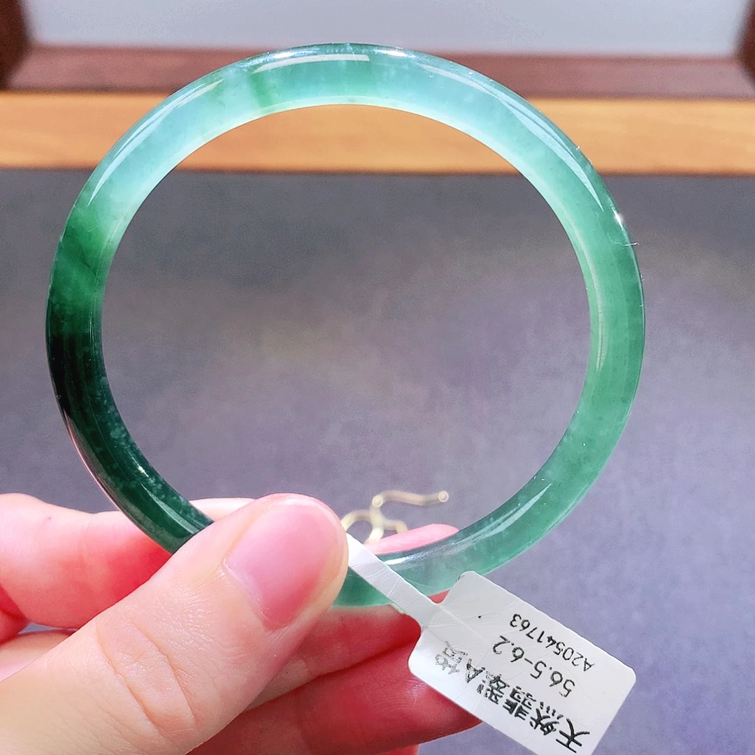 翡翠未镶嵌手镯天然翡翠
