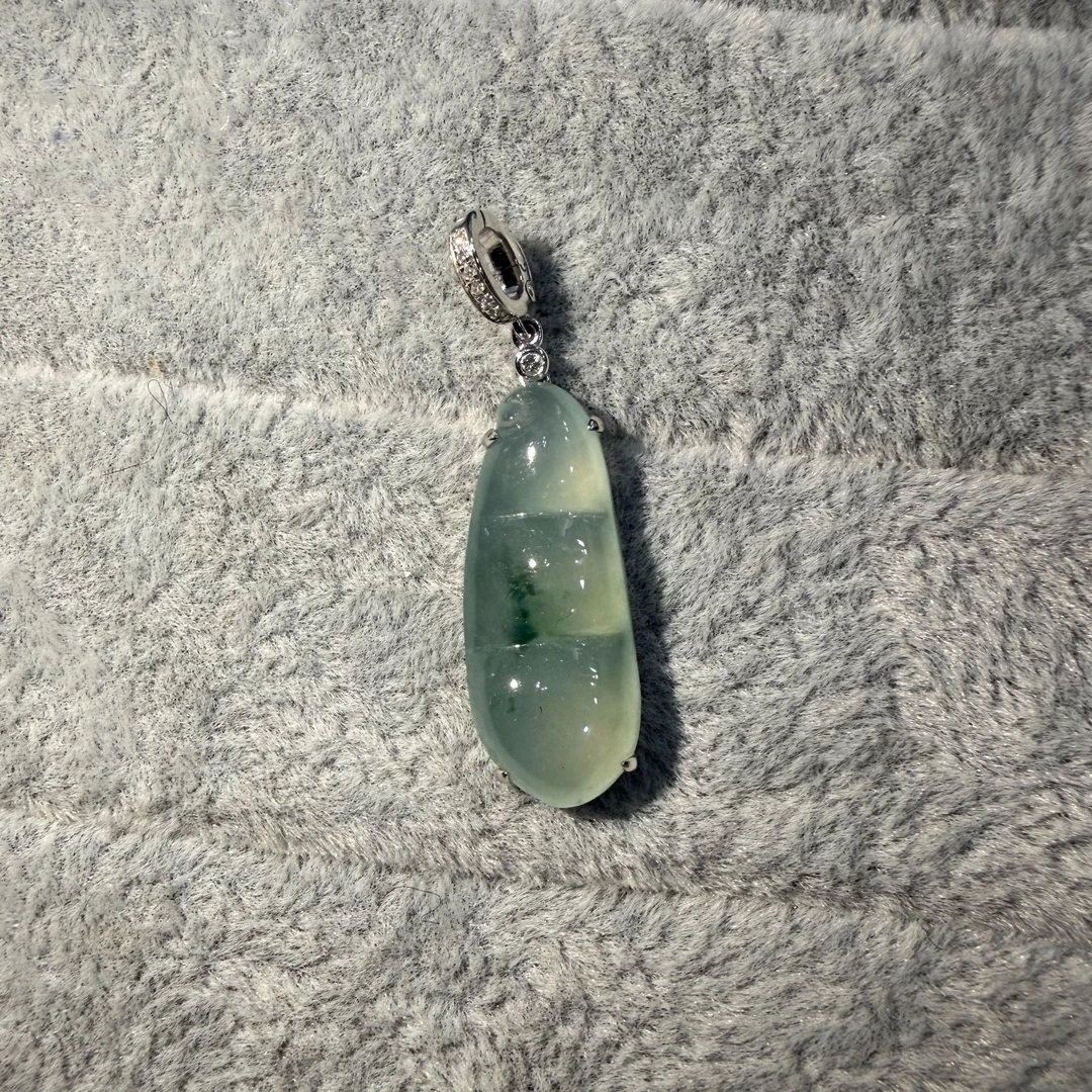 久鱼珠宝 18K金翡翠挂件9300