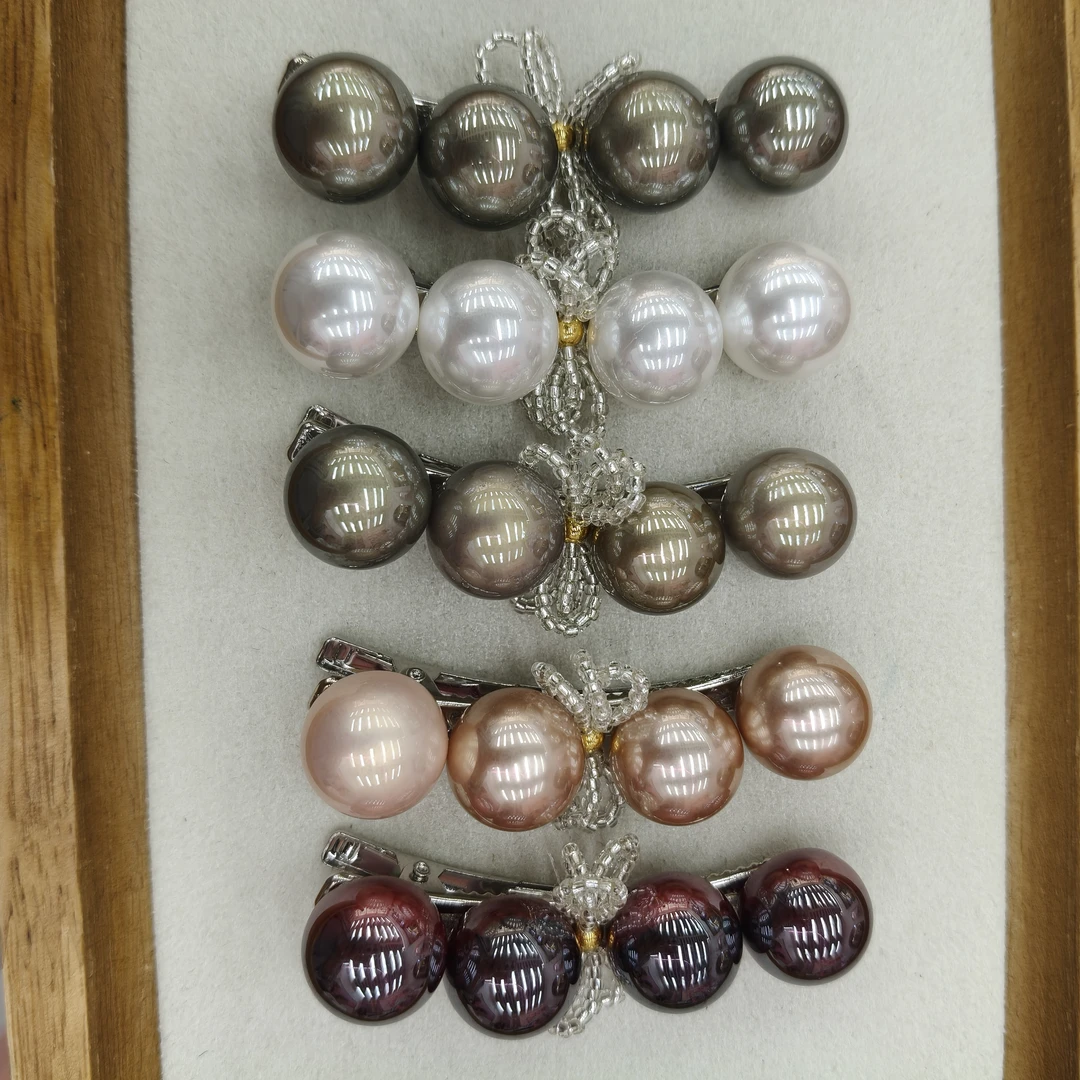 圆珠蝴蝶结一字夹