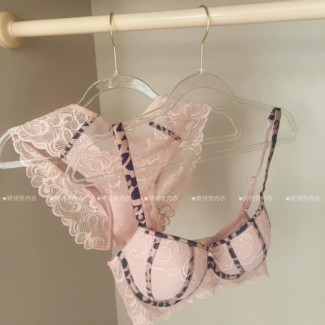 大胸聚拢内衣女夏季薄款性感蕾丝胸罩收副乳防下垂显胸小文胸套装