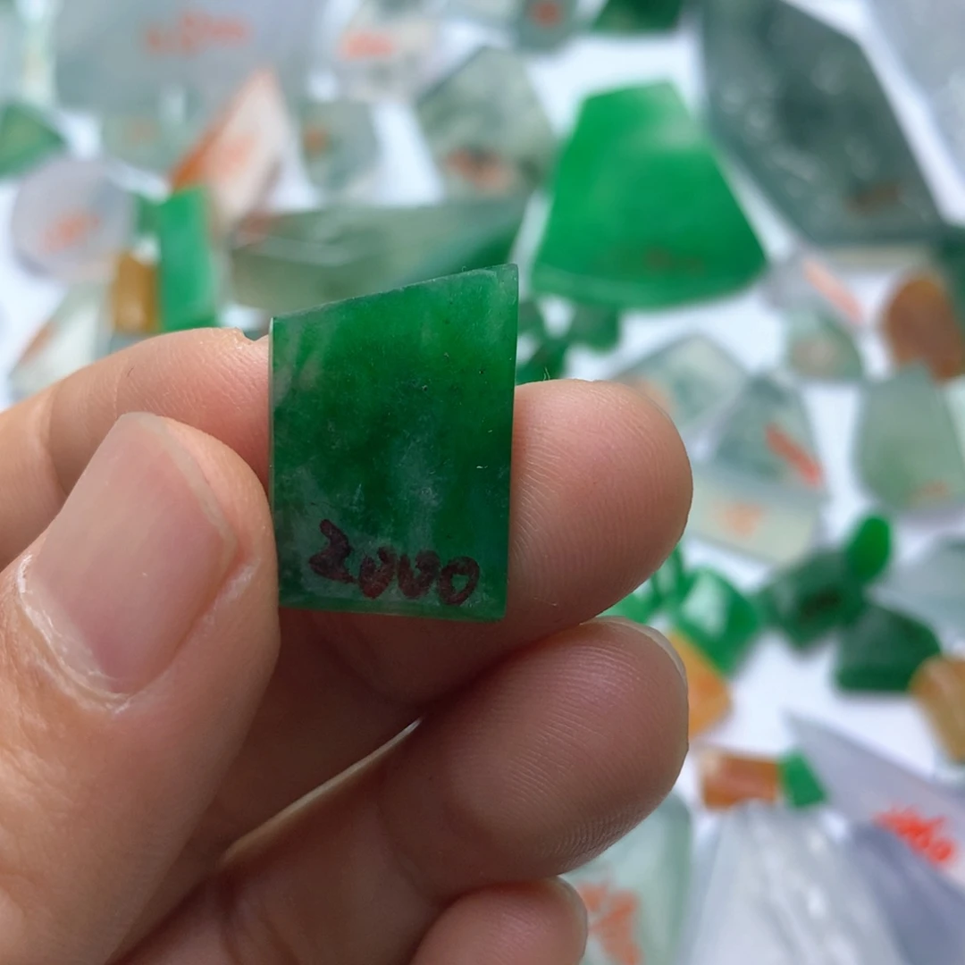 定制翡翠未镶嵌天然翡翠
