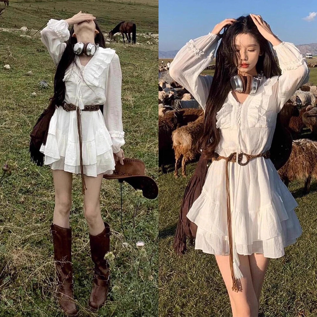 北疆川西草原新疆旅游穿搭初秋白色长袖连衣裙子女2025新款早秋季