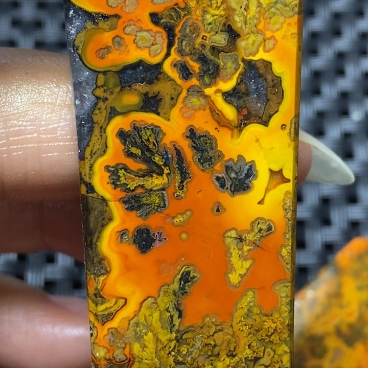 玛瑙/玉髓颈饰未镶嵌雨*