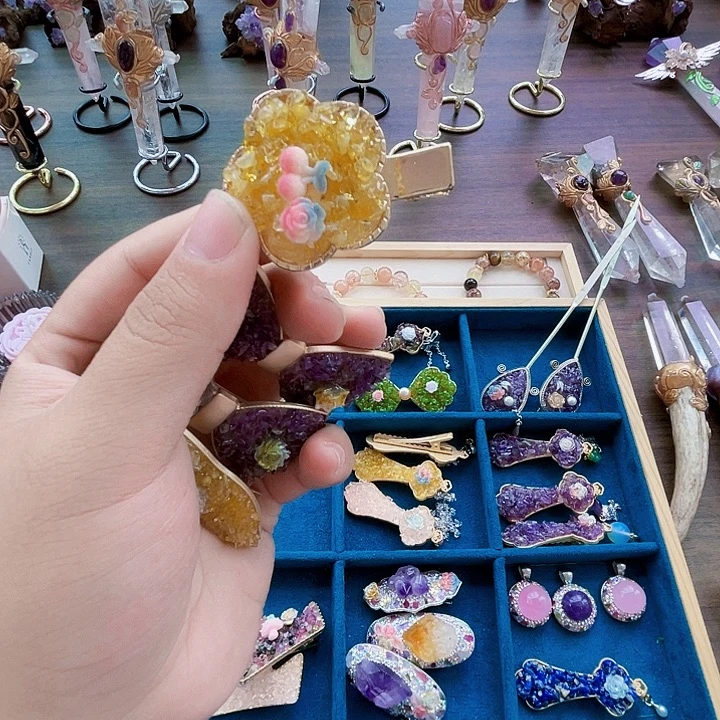 羽****未镶嵌水晶珠宝半成品水晶