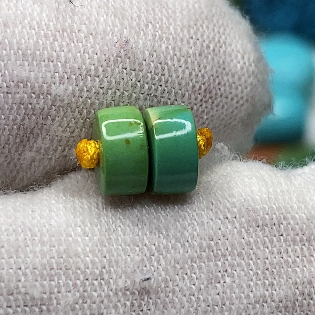 绿松石未镶嵌天然原矿 带武汉地大证书