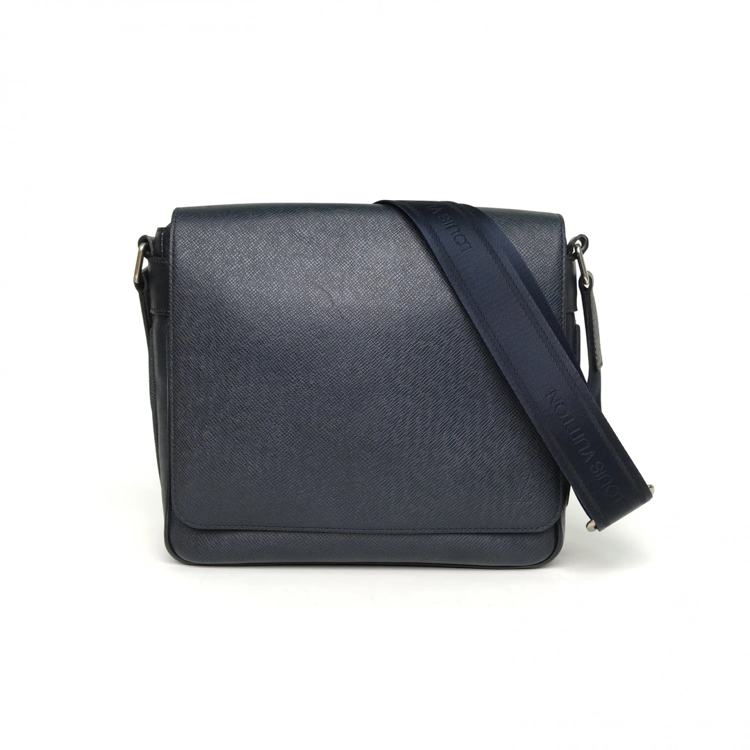 95新 LouisVuitton/路易威登 【攀攀】墨蓝色 皮革 LV 斜挎包男士