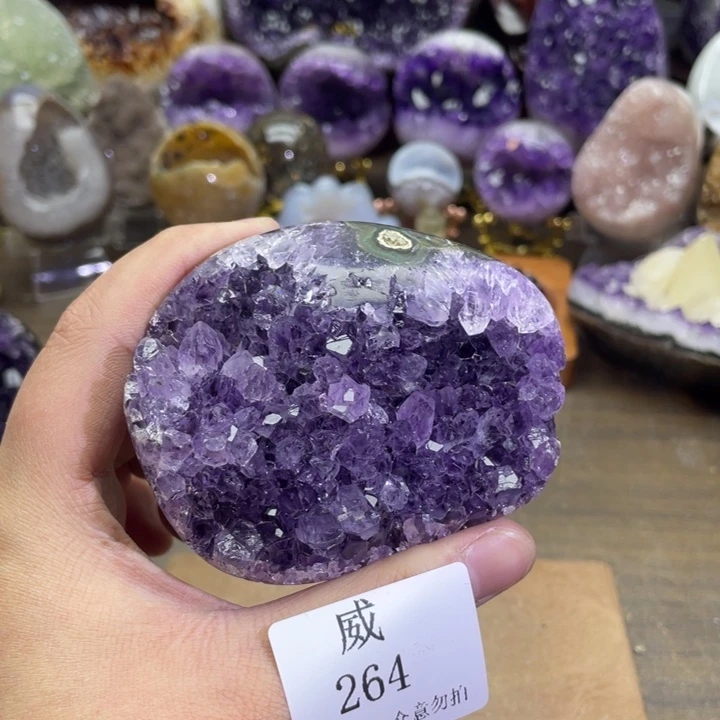 未镶嵌水晶珠宝半成品