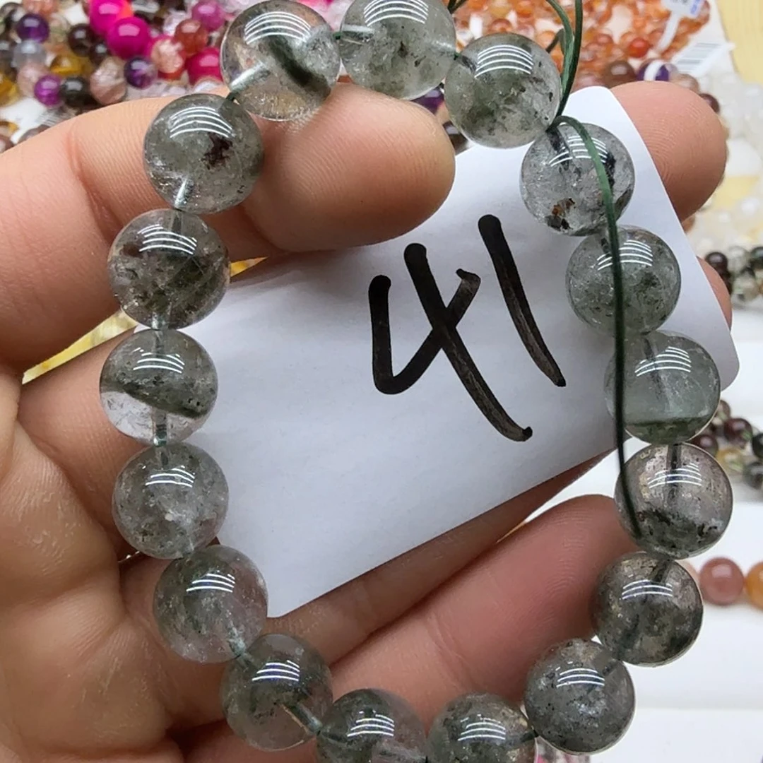 水晶未镶嵌手链多样性