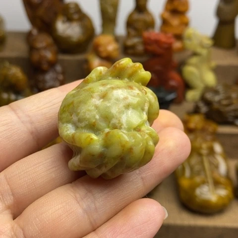 蛇纹石玉未镶嵌颈饰119