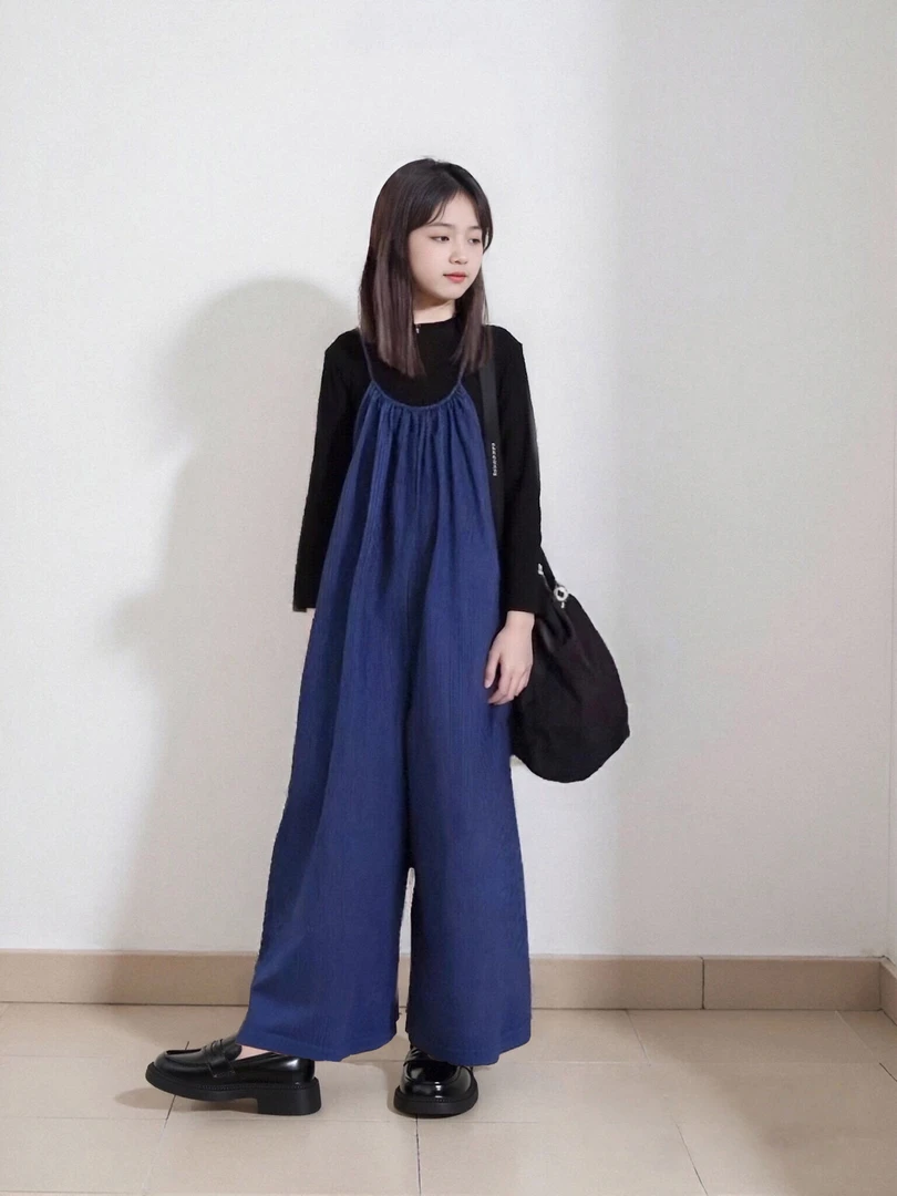 女童夏装套装夏季潮款儿童洋气爆款大童女装宽松长袖背心背带裤裙