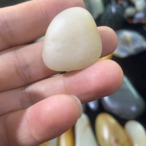 和田玉（糖玉）未镶嵌车挂