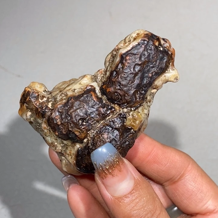 玛瑙/玉髓车挂合金谢**石68