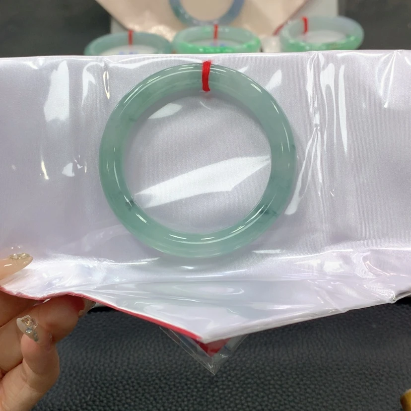 【闪购商品】翡翠手镯未镶嵌翡翠