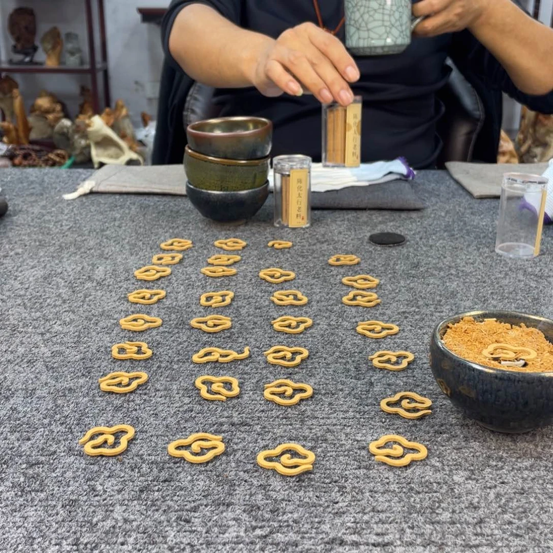 柏木（崖柏）太行崖柏，祥云到手2桶，超级大