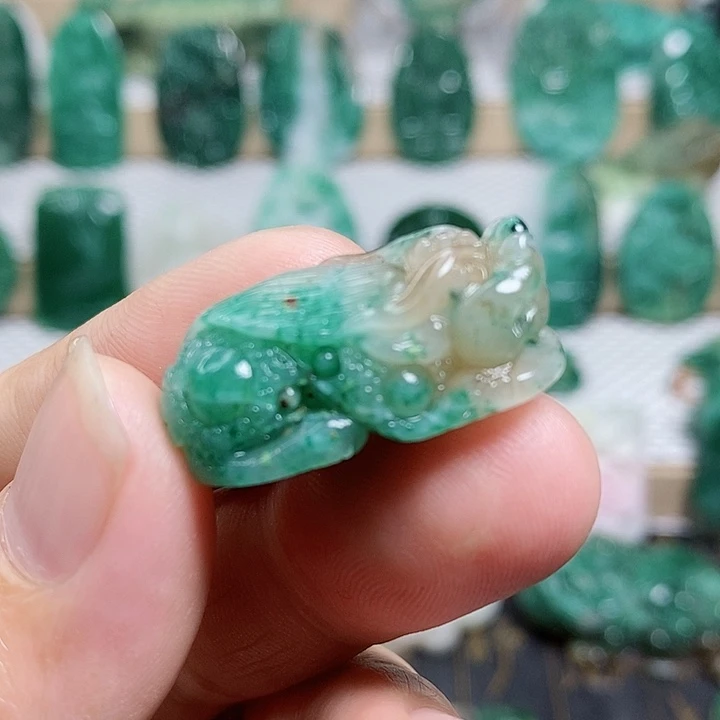 未镶嵌独山玉颈饰