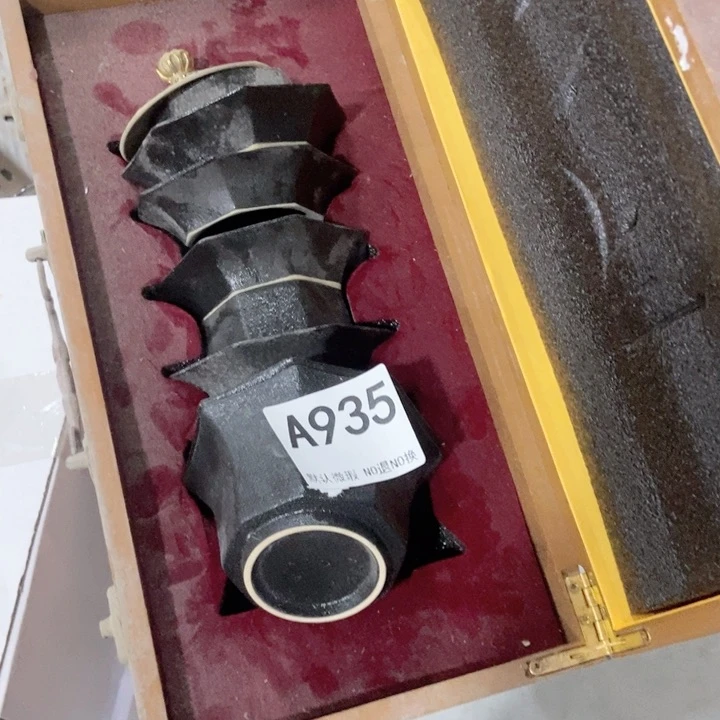 根*三茶具微瑕，介意勿拍