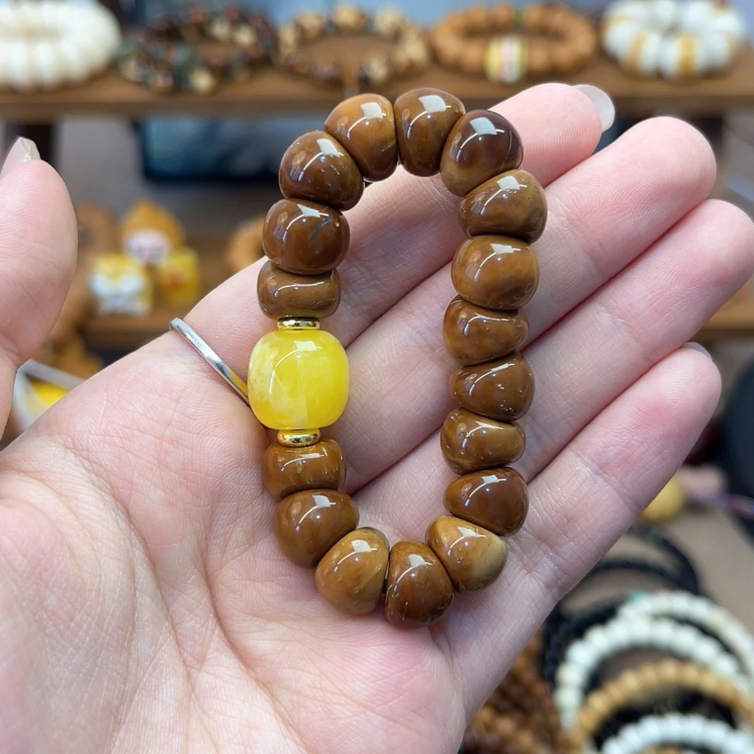 库克手串L**r手捻搭配蜜小蜡