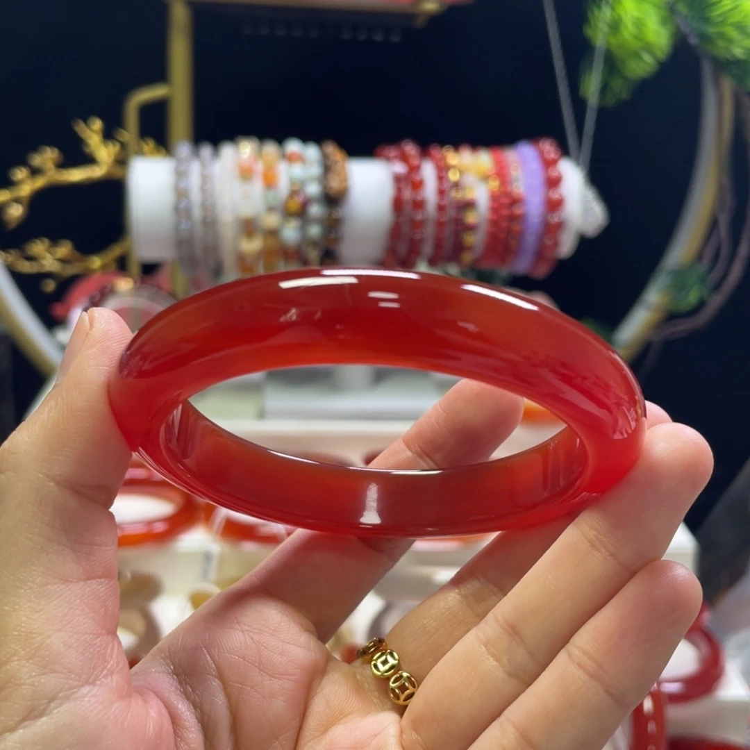 玛瑙/玉髓手镯未镶嵌这****影