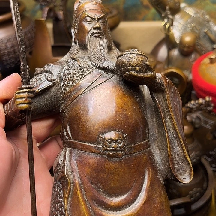 精美铜器批发档口