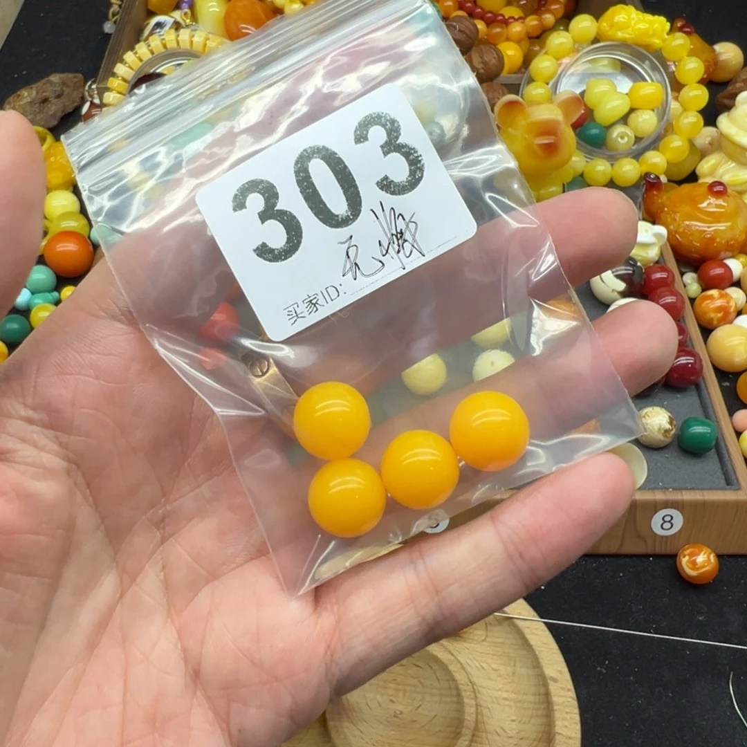 无***悔琥珀未镶嵌颈饰配饰