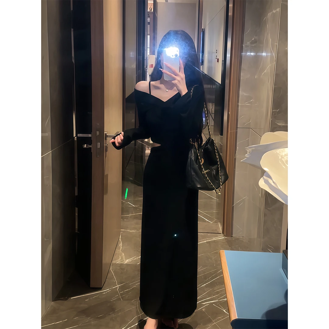 纯欲风性感露肩长袖连衣裙女秋季新款修身显瘦高级感高腰露腰长裙