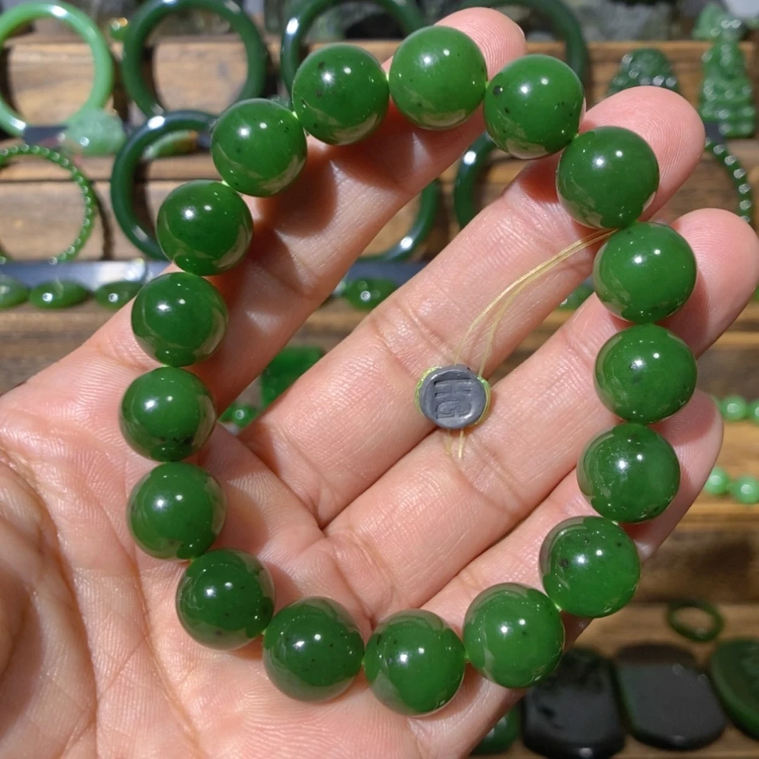 【闪购商品】吊坠(不含链)未镶嵌和田玉俄料菠菜绿手串12