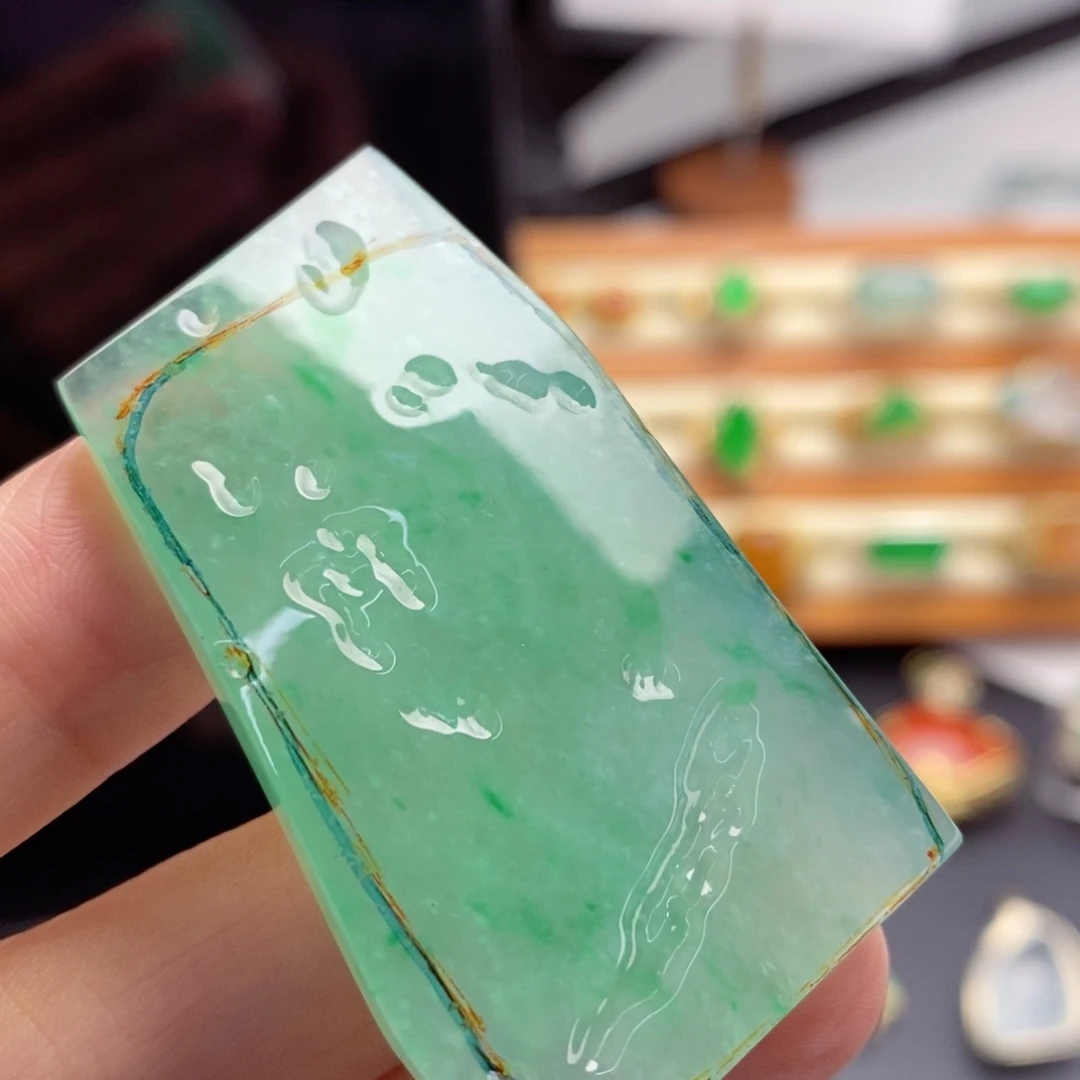 定制翡翠未镶嵌飘翠无事牌