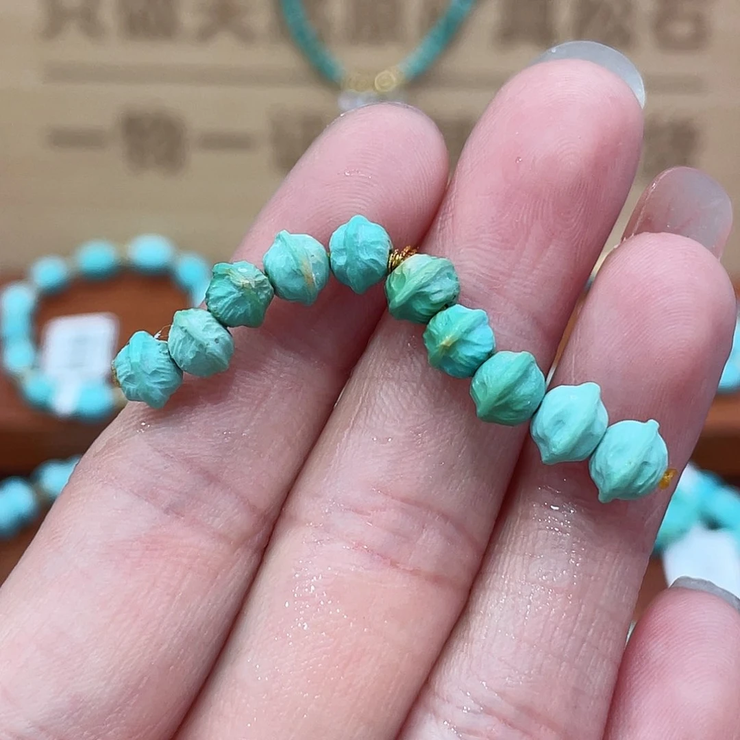 未镶嵌绿松石珠宝奇石