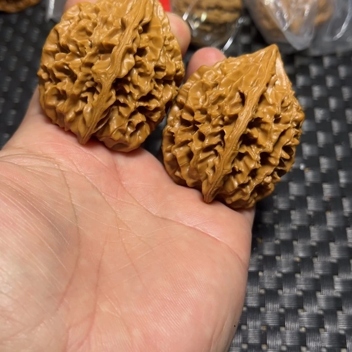 把件文玩核桃招财鼠