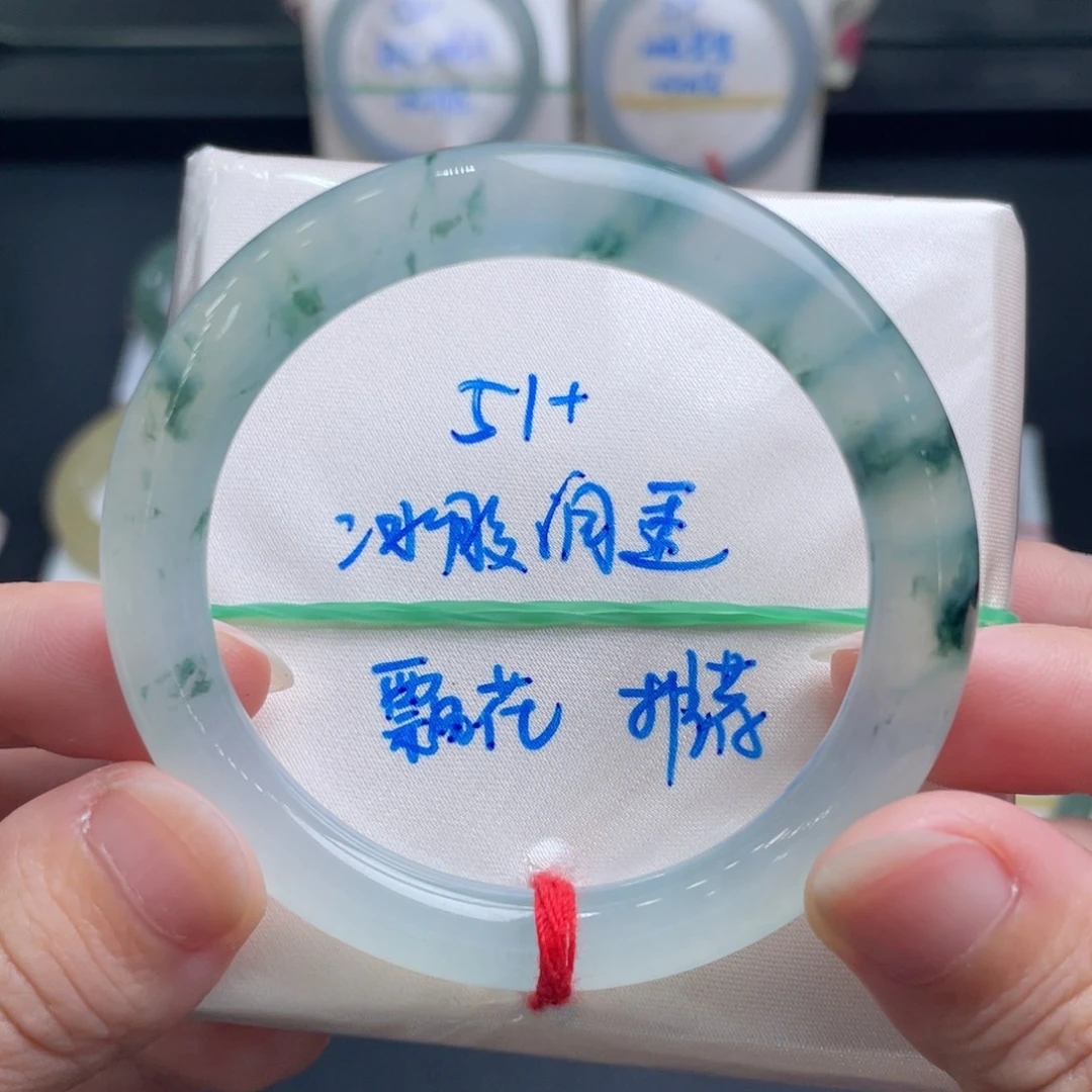 翡翠未镶嵌手镯翡翠手镯