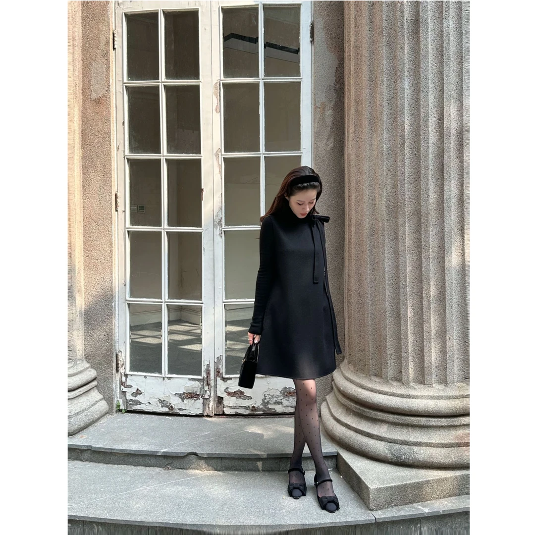 Maigela | 致敬经典 进口骆马毛羊毛 可脱卸蝴蝶结无袖毛呢连衣裙