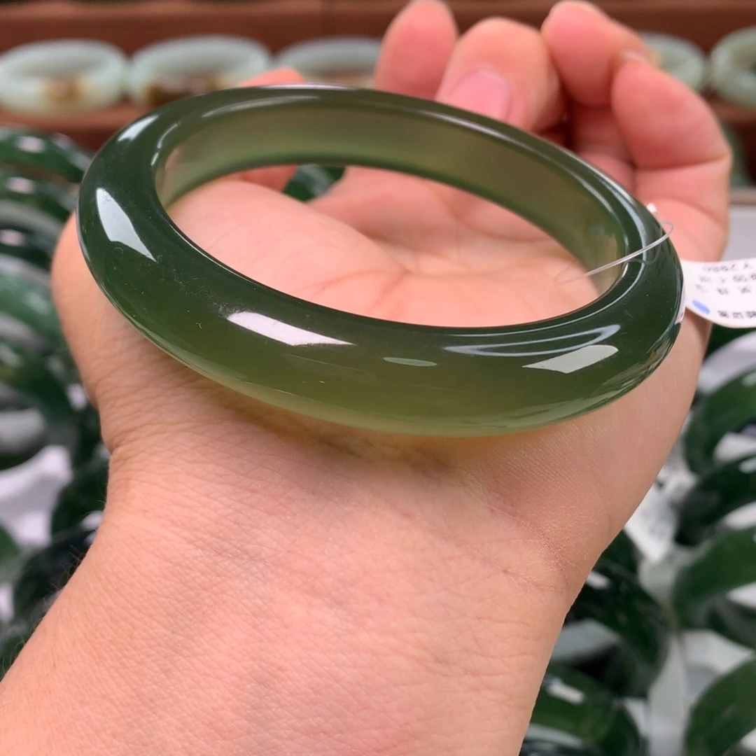 岫玉未镶嵌手镯岫玉180