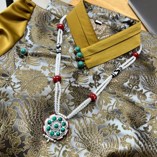 服饰配件  嘎乌搭配藏服西藏裙民族风装饰