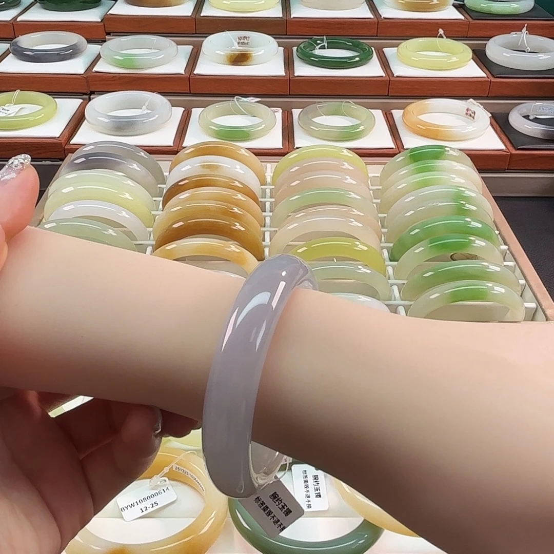 和田玉未镶嵌手镯【满圈冰紫 贼衬肤仙飘感十足】