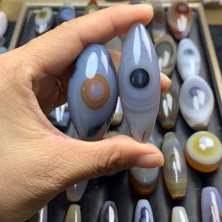 寻***人未镶嵌颈饰玛瑙/玉髓吊坠