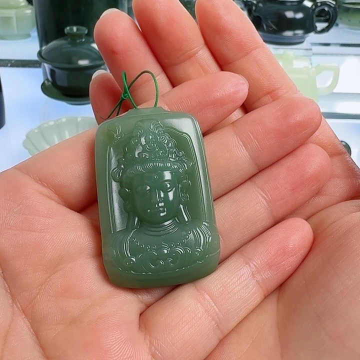 乐***白和田玉（碧玉）未镶嵌挂件