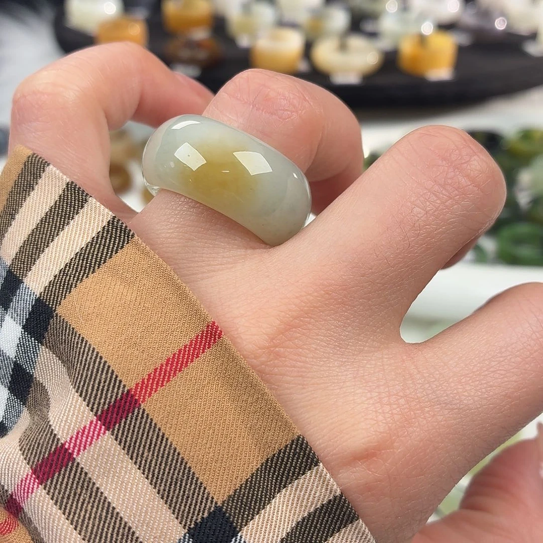 和田玉未镶嵌戒指S96一口糖轮胎17.6