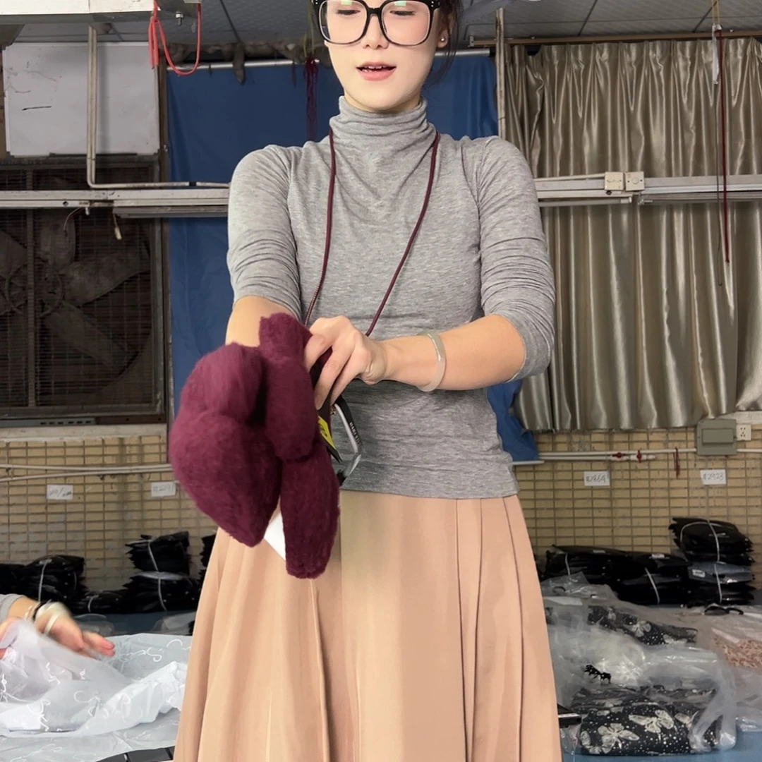 528手套七七小众女装