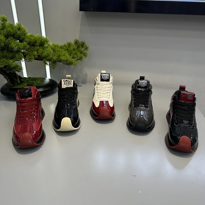 2-1329冬季新款男士休闲鞋时尚百搭中帮水晶底皮面潮流运动阿甘鞋