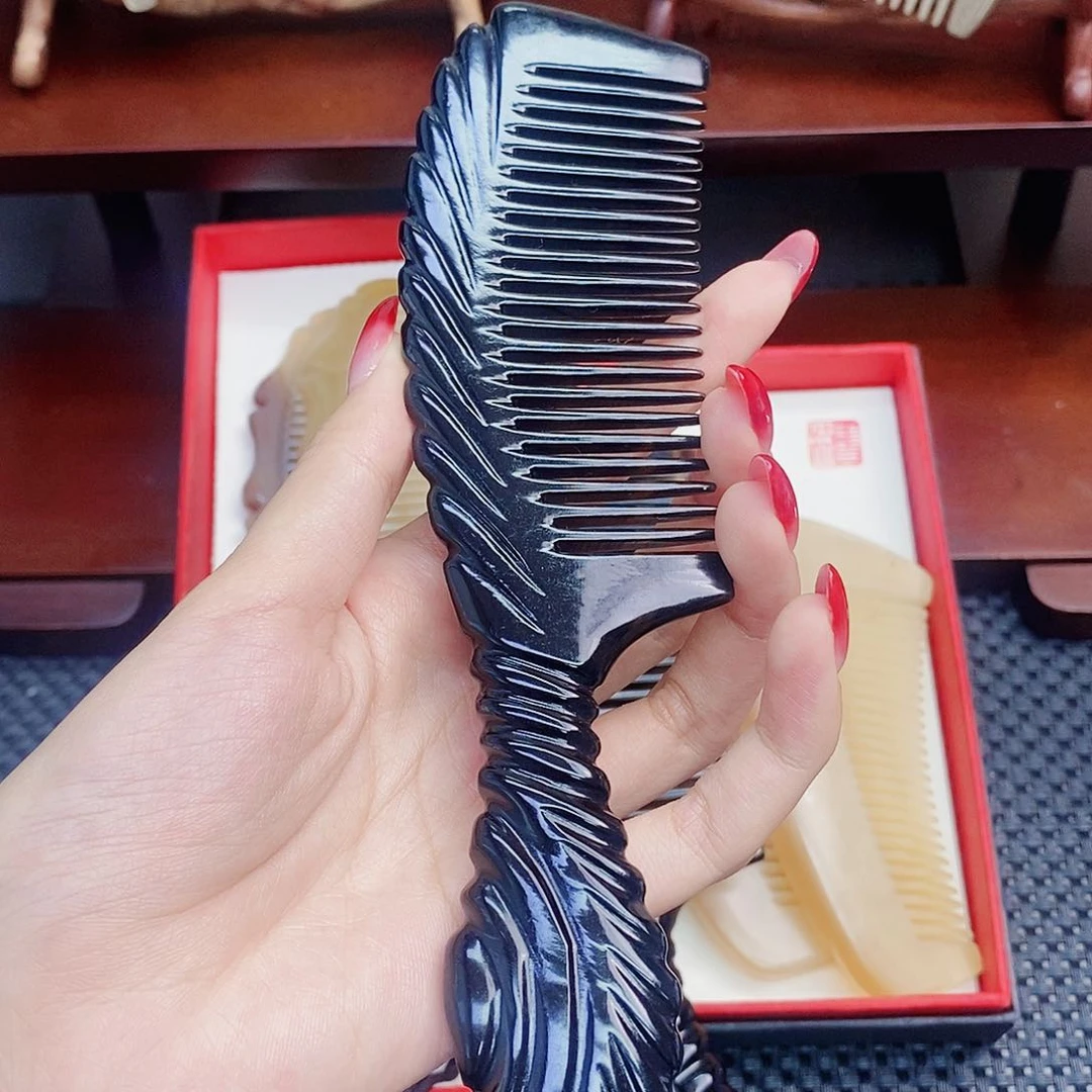 纯手工制作纯牛角梳子