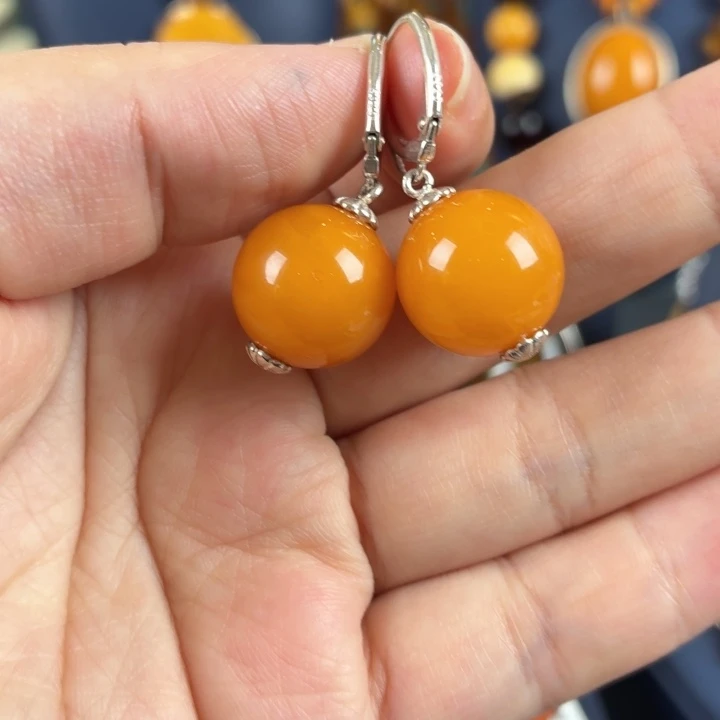 琥珀银S925镶嵌耳饰