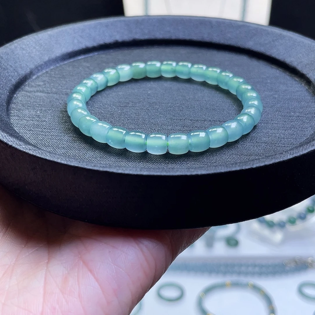 翡翠散珠天然A货翡翠啦6.7直切手串30颗