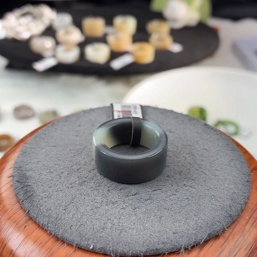 和田玉（糖玉）未镶嵌戒指b121青花直切17.5